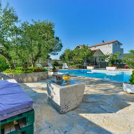 Wonderful With Private Pool, Jacuzzi And Sauna Near The - Wiibuk * Bibinje