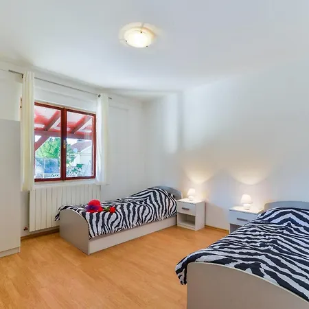 Wonderful With Private Pool, Jacuzzi And Sauna Near The - Wiibuk Villa *