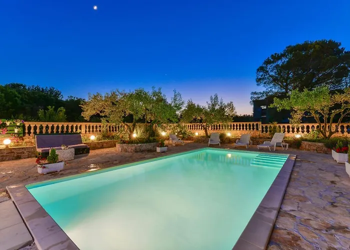 Wonderful With Private Pool, Jacuzzi And Sauna Near The - Wiibuk 빌라 *