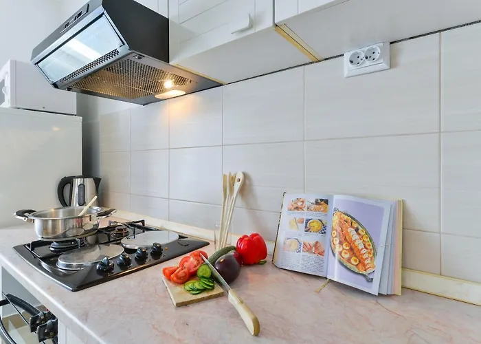 Вилла Wonderful With Private Pool, Jacuzzi And Sauna Near The - Wiibuk