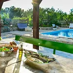 Villa Wonderful With Private Pool, Jacuzzi And Sauna Near The - Wiibuk *