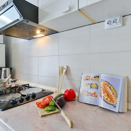 וילה Wonderful With Private Pool, Jacuzzi And Sauna Near The - Wiibuk